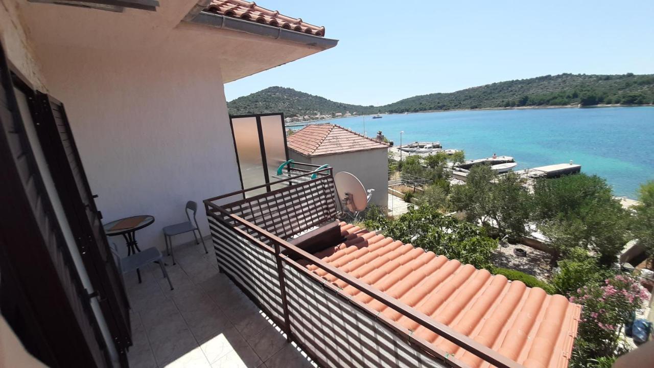Apartmani Vukovic Kaprije Luaran gambar