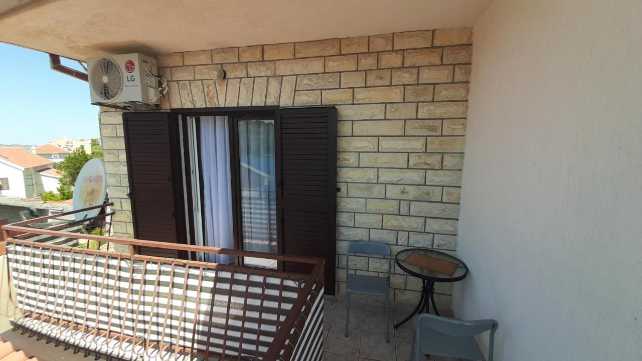 Apartmani Vukovic Kaprije Luaran gambar